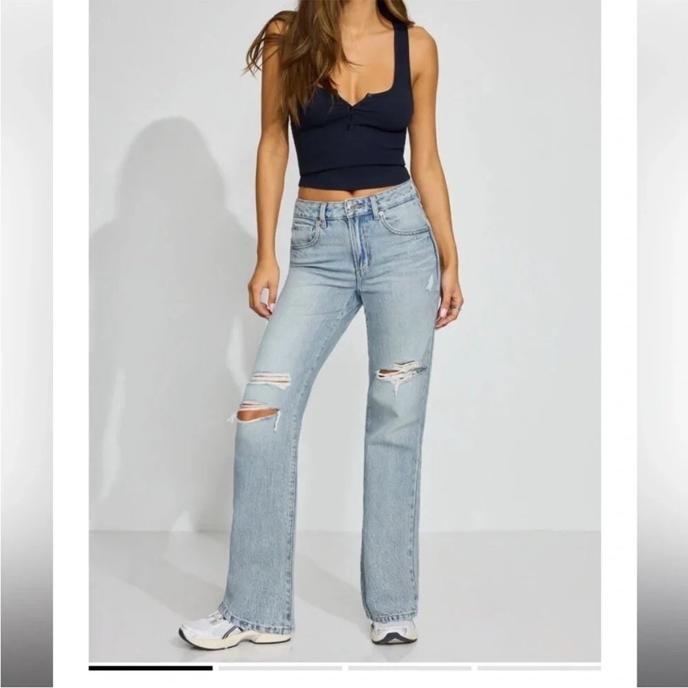 Garage Denim Distressed 90s Straight Leg Size 0/24